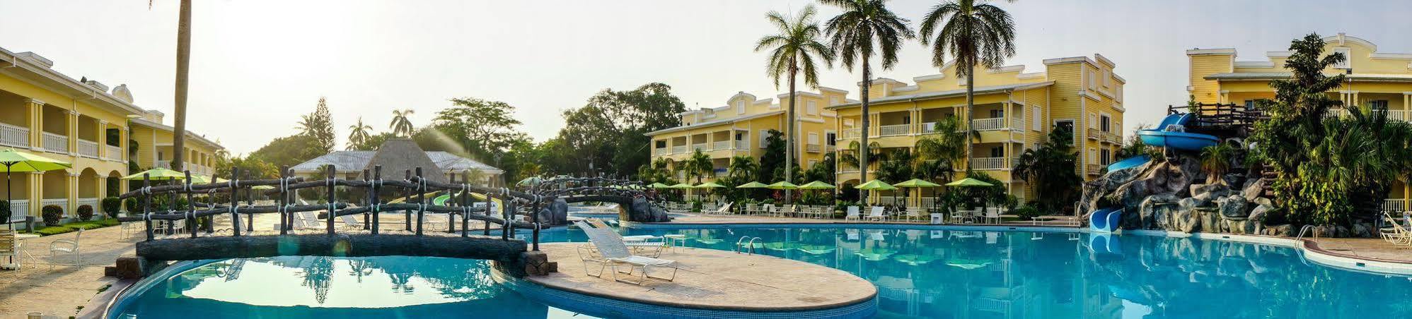 Telamar Resort Exterior photo